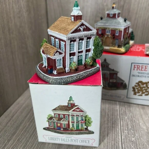 Liberty Falls Americana Collection 4-pc Miniature Village Buildings Vintage 1990 - Picture 7 of 11